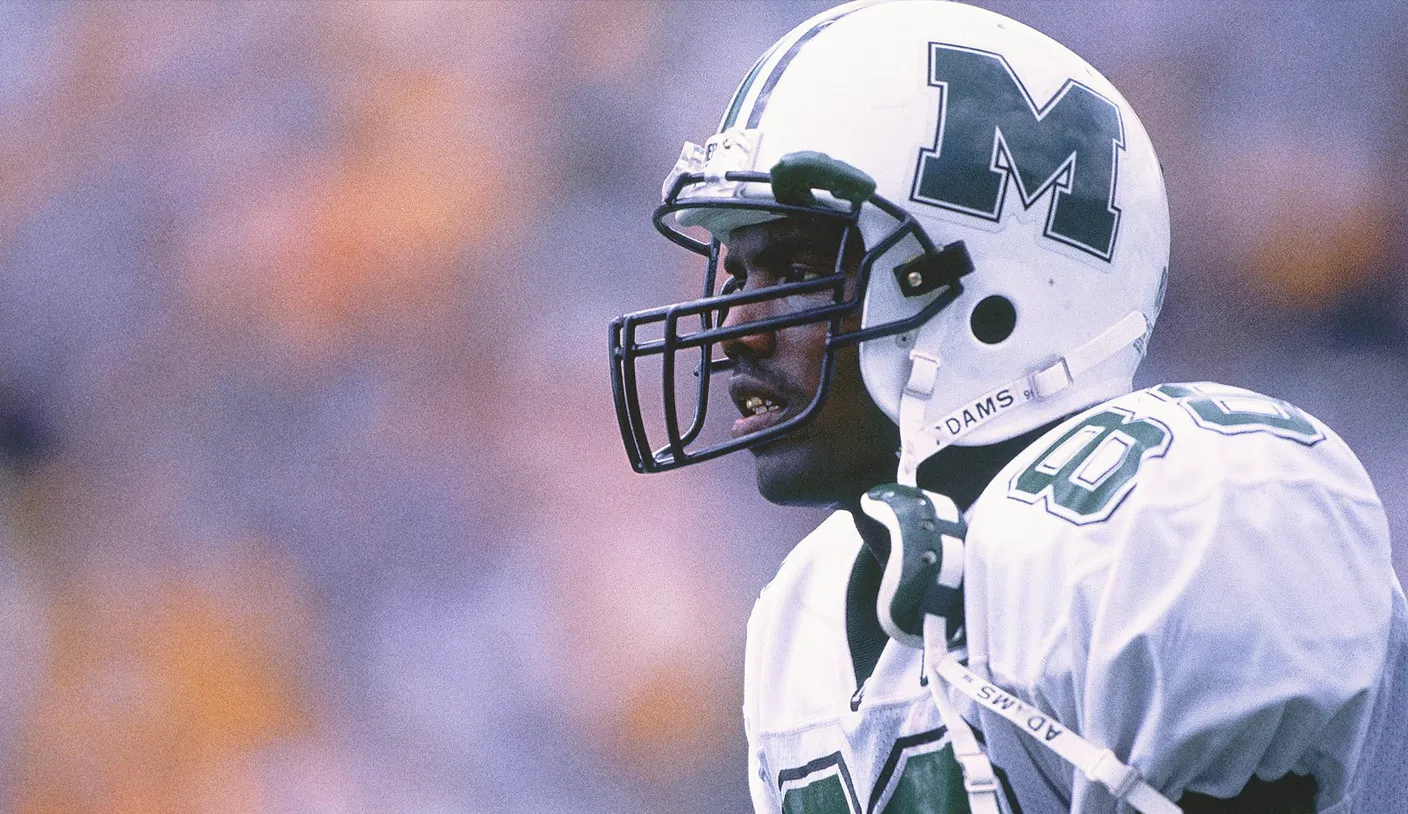 Troy Edwards mantém recorde de 27 touchdowns recebidos numa temporada universitária - Imagem do artigo