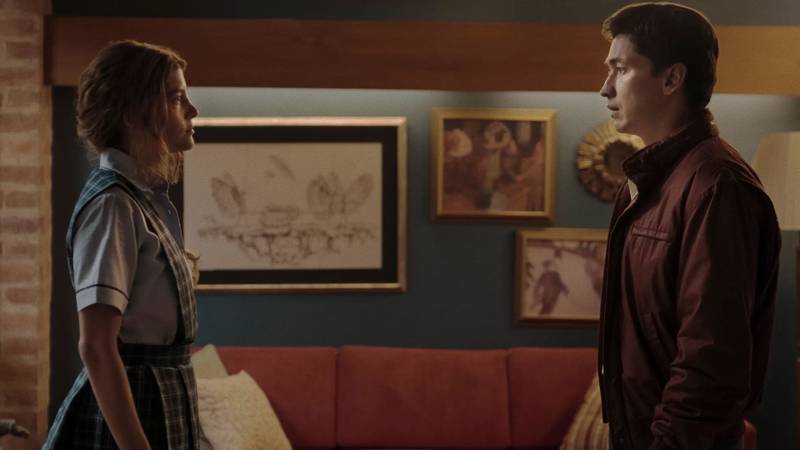 Delírio: minissérie da Netflix revela origem dos surtos e encerra trama com reencontro de casal - Imagem do artigo original