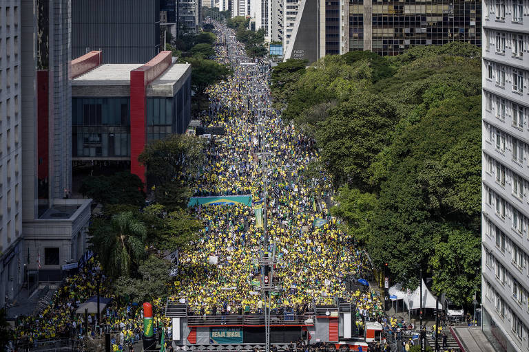 Manifestação bolsonarista ocupa a Paulista, exalta Trump e pressiona STF - Imagem do artigo original