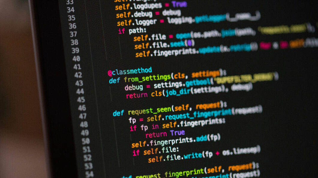 Descubra como o código-fonte determina o funcionamento de qualquer software - Imagem do artigo original