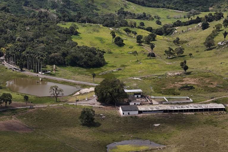 Caseiro de fazenda de Hugo Motta recebe salário da Câmara como secretário parlamentar - Imagem do artigo original