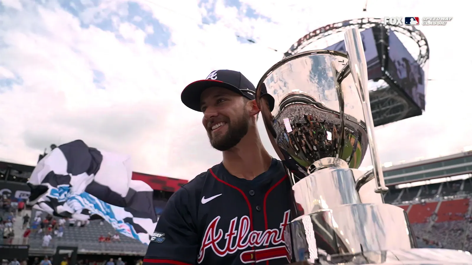 Eli White decide vitória dos Braves sobre os Reds com dois home runs em Bristol - Imagem do artigo