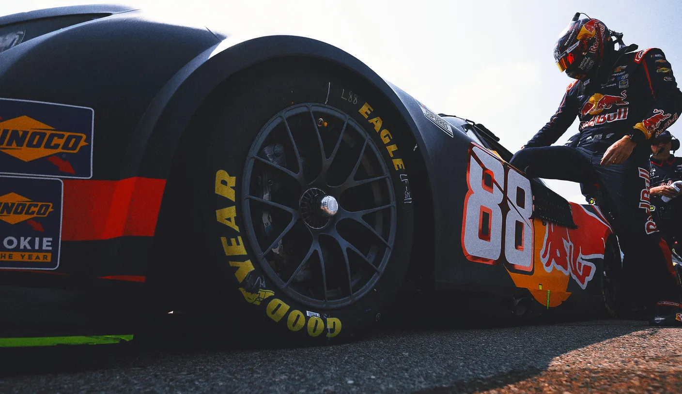 Shane van Gisbergen lidera apostas para etapa de Watkins Glen na NASCAR 2025 - Imagem do artigo
