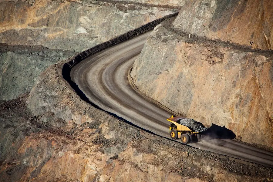 Tarifa extra de 40% dos EUA põe 24% das exportações minerais do Brasil em risco - Imagem do artigo