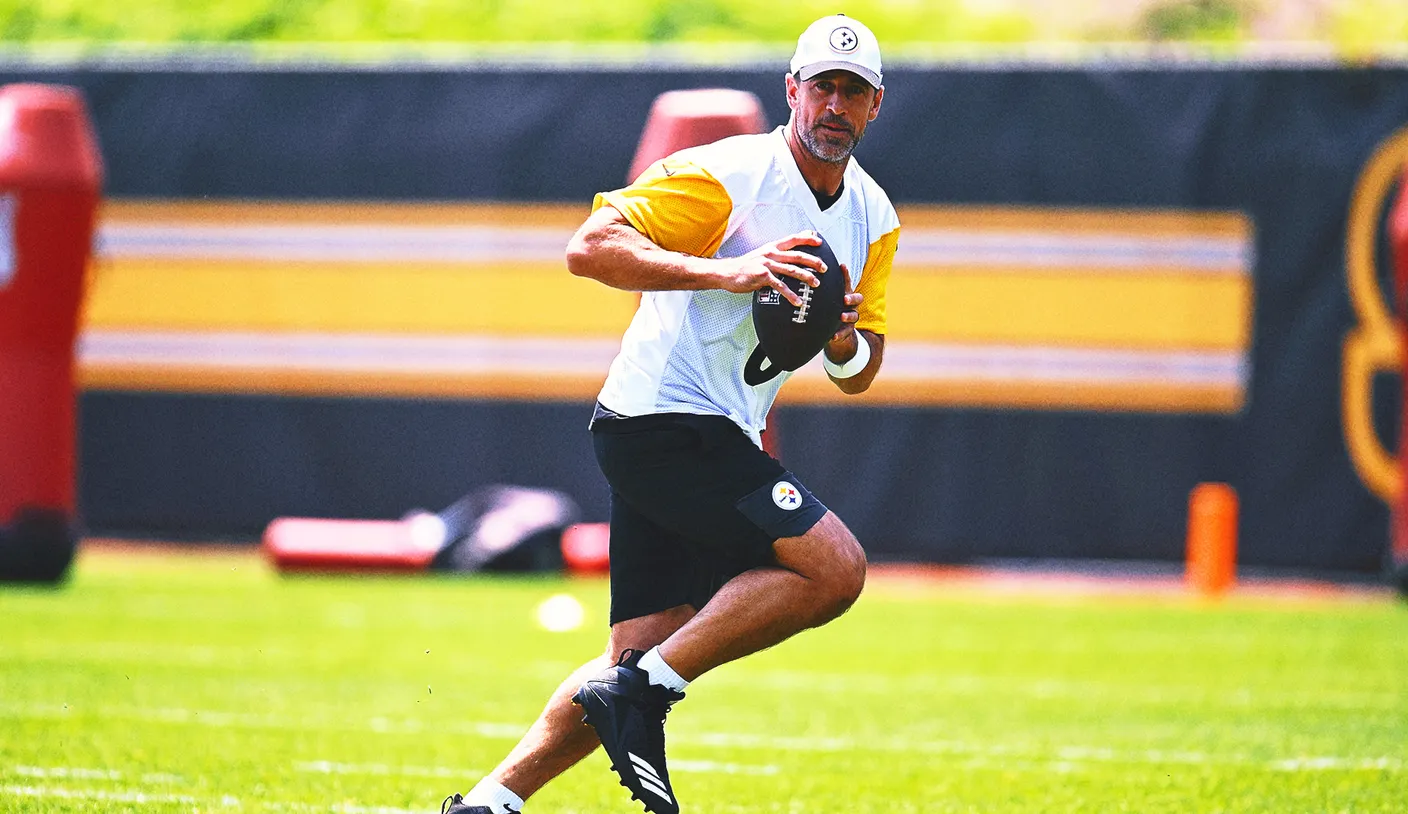 Aaron Rodgers deixa escolha a Mike Tomlin e pode jogar amistoso dos Steelers - Imagem do artigo