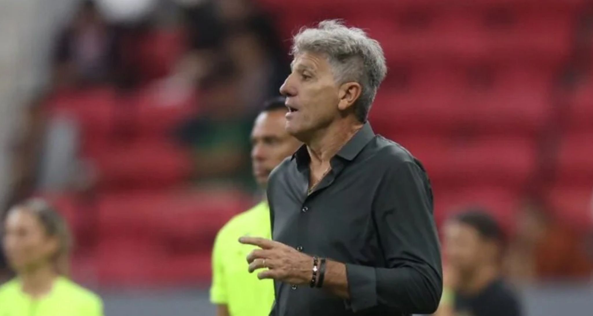 Renato Gaúcho reclama da imprensa ao justificar ausência de reforços no Fluminense - Imagem do artigo