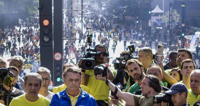 Relatório da PF sobre Bolsonaro traz mensagens sem vínculo com inquérito às vésperas de julgamento - Imagem do artigo original