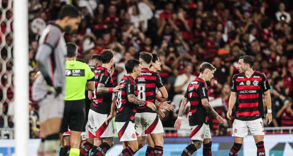 Flamengo atinge 100 gols em 2025 e consolida melhor ataque do Brasileirão - Imagem do artigo