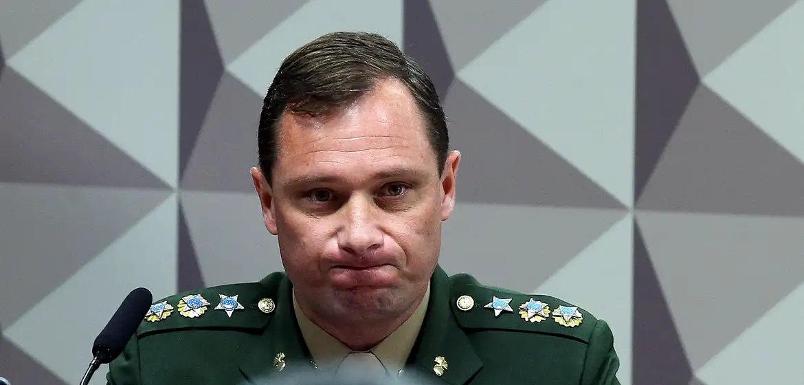 STF inicia julgamento de núcleo central da denúncia contra Bolsonaro e sete auxiliares - Imagem do artigo