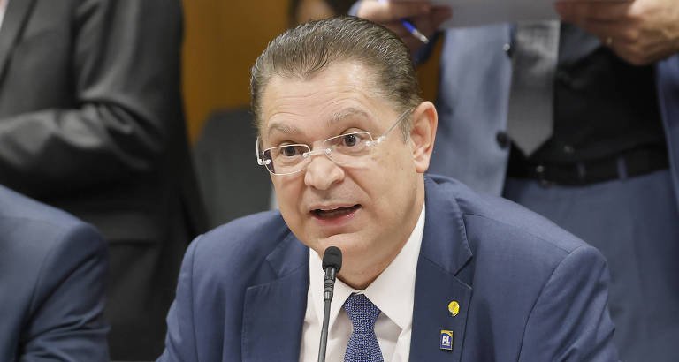 PL enfrenta resistências para aprovar anistia que beneficia Bolsonaro - Imagem do artigo original