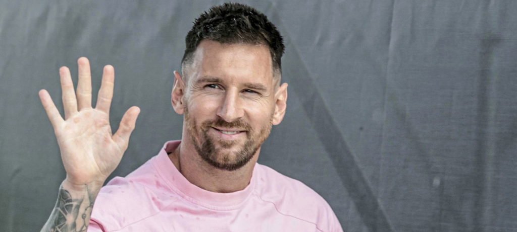 Messi marca dois gols e emociona Monumental em possível adeus às Eliminatórias - Imagem do artigo