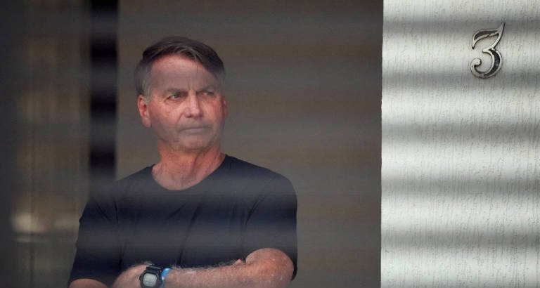 Bolsonaro condenado por golpe integra lista global de 10 - Imagem do artigo original