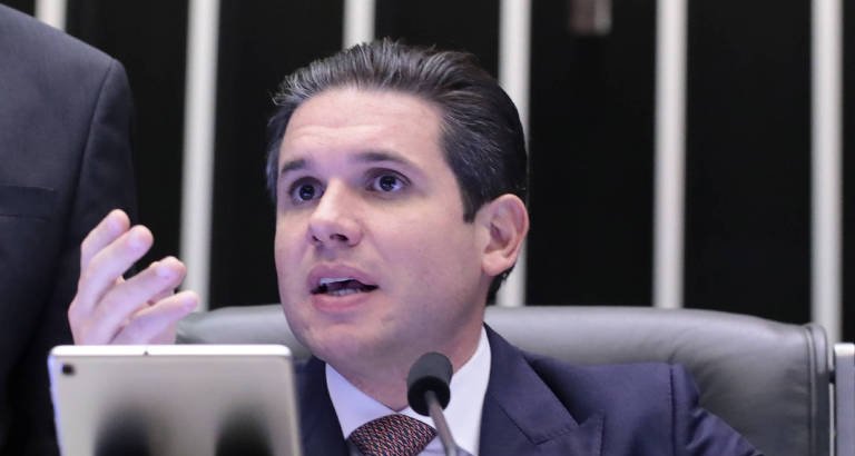 PEC da Blindagem impõe crise entre Câmara e Senado - Imagem do artigo original