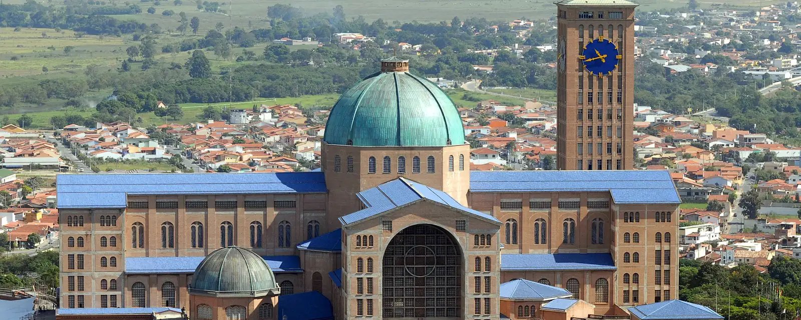 Festa da Padroeira atrai 494 mil fiéis a Aparecida - Imagem do artigo