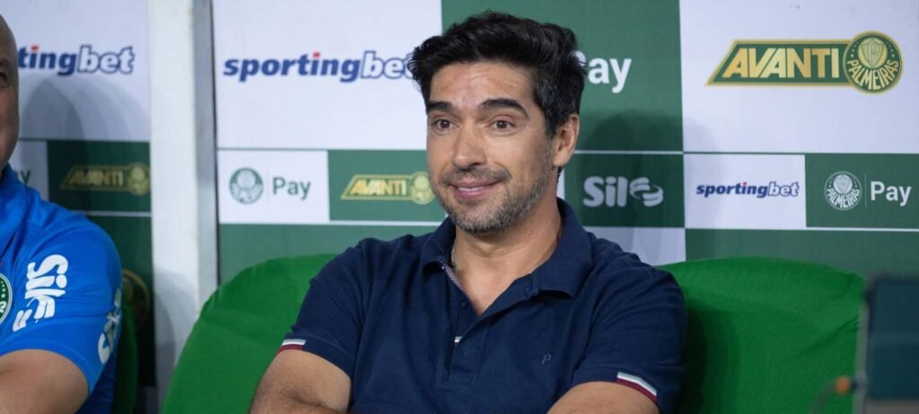 Abel Ferreira recusa proposta do Nottingham Forest e renova - Imagem do artigo