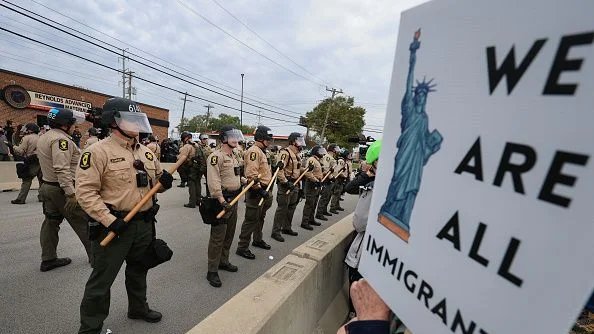 Vazamento de dados de agentes de imigração dos EUA - Imagem do artigo
