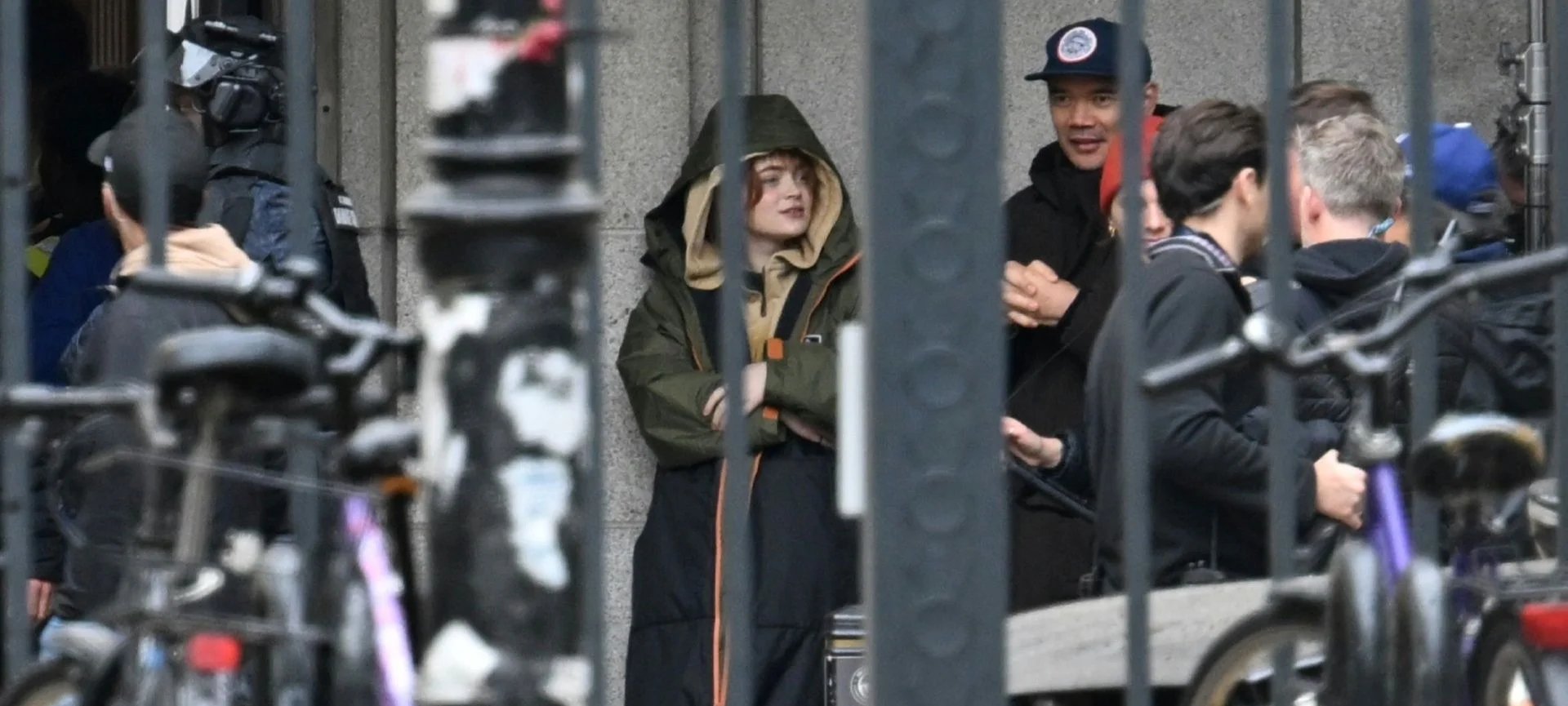 Sadie Sink em Homem-Aranha 4: foto sugere identidade militar - Imagem do artigo