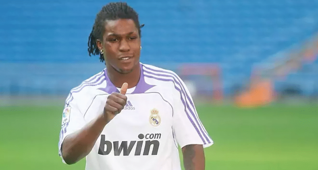 Royston Drenthe sofre AVC e é internado na Holanda - Imagem do artigo