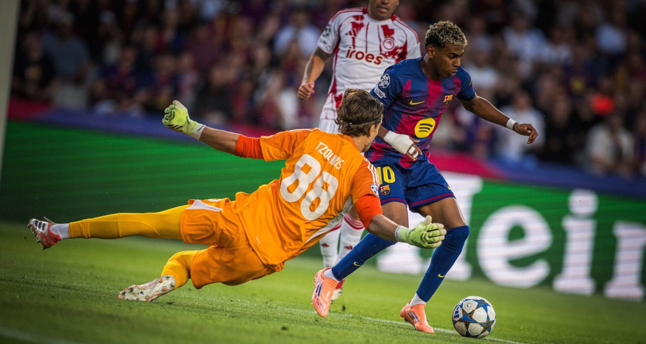 Barcelona goleia Olympiacos por 6 a 1 na Champions - Imagem do artigo