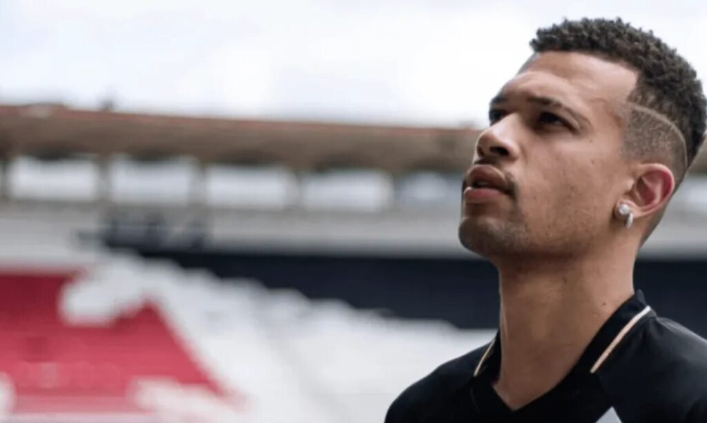 Benfica cobra Vasco na Justiça por dívida de R$ 28 mi - Imagem do artigo