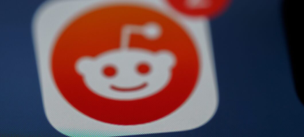 Reddit processa Perplexity por suposto roubo de dados - Imagem do artigo