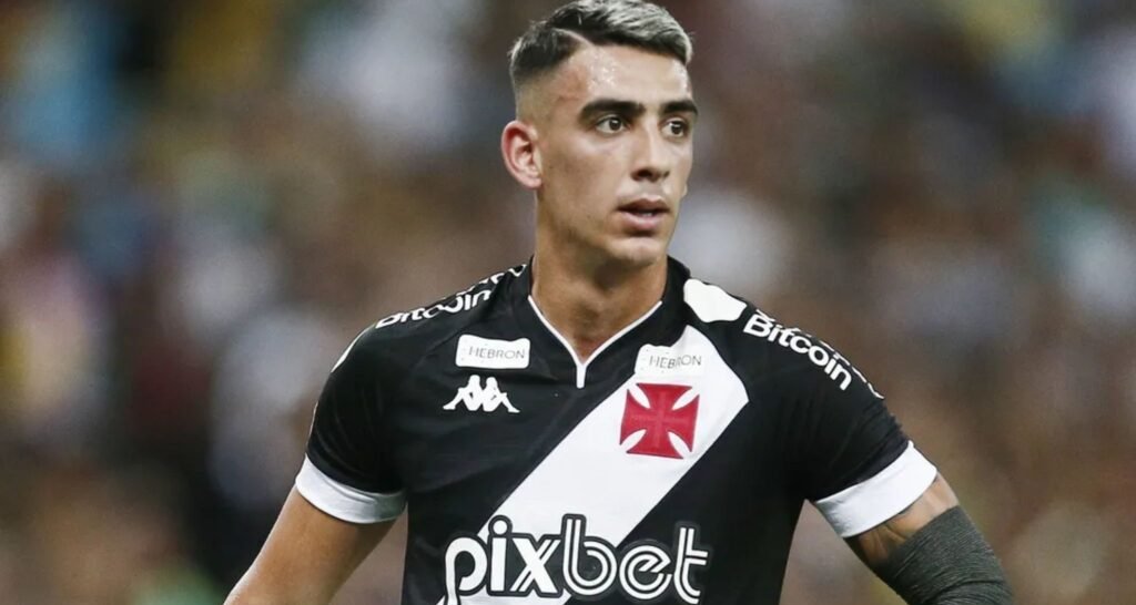 Vasco faz proposta para renovar com Pumita Rodríguez - Imagem do artigo
